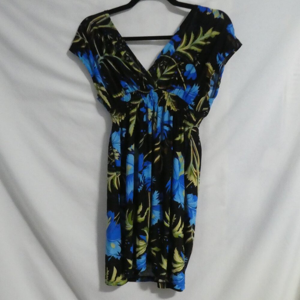 Floral Summer Dress | medium | Front and Back V Neckline | Stretchy Waist